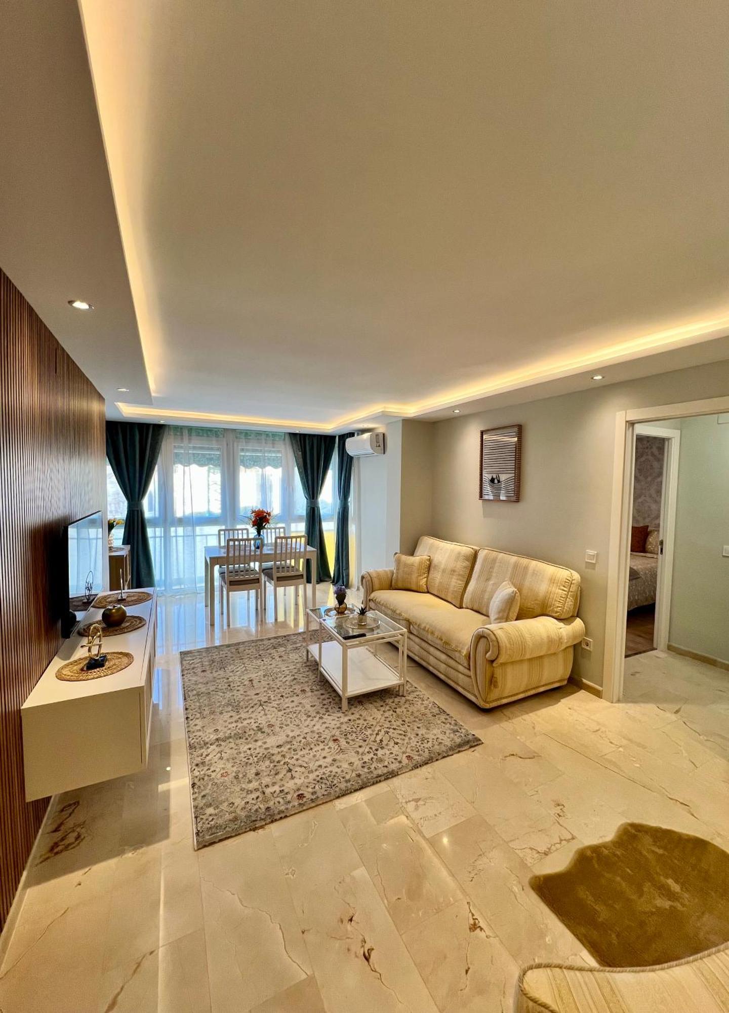 Apartamentos Prestige Suites Malaga IV Εξωτερικό φωτογραφία