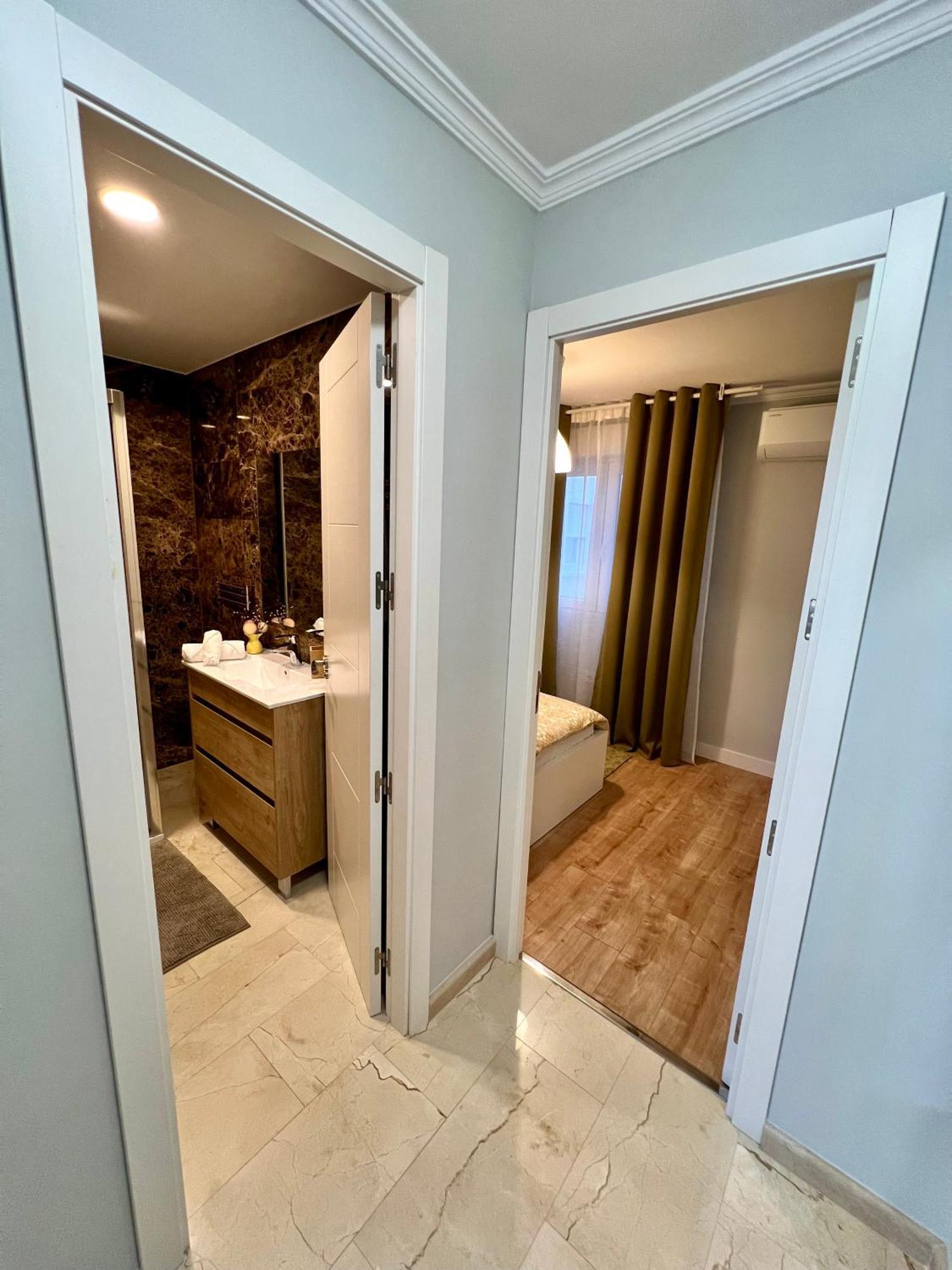 Apartamentos Prestige Suites Malaga IV Εξωτερικό φωτογραφία