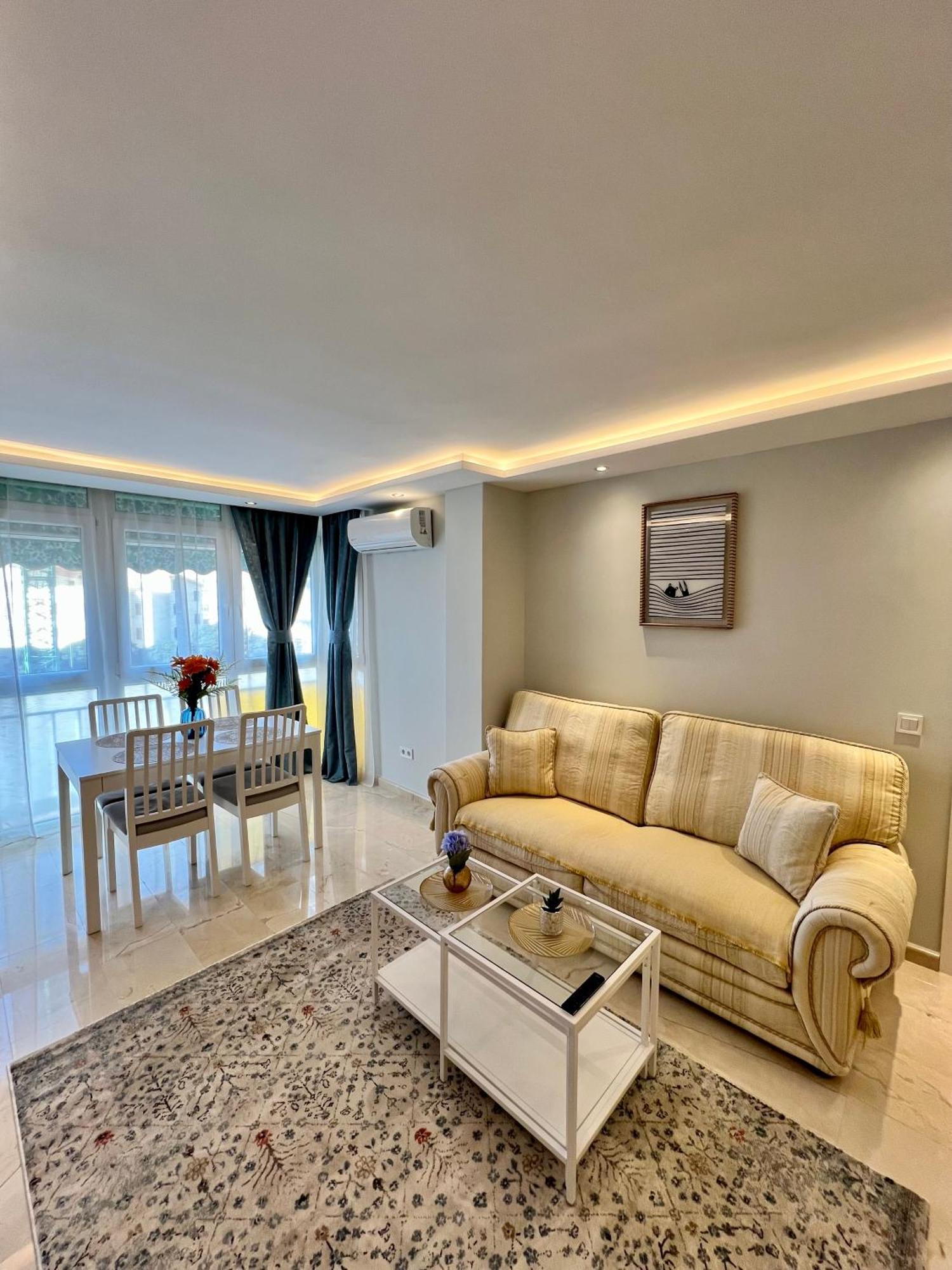 Apartamentos Prestige Suites Malaga IV Εξωτερικό φωτογραφία